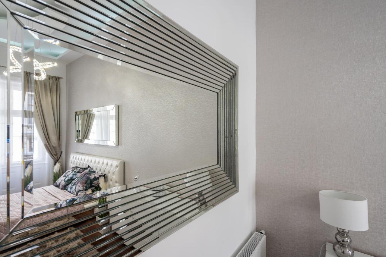 Opera Luxury Apartment With Free Parking Budapeszt Zewnętrze zdjęcie